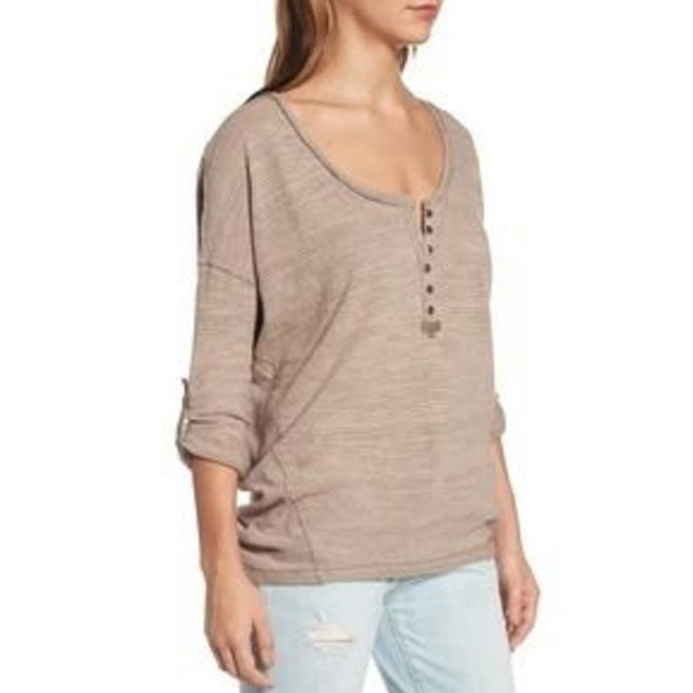 Free People‎ Beach Haven Henley Tee Roll Tab Sleeve Scoop Neck Raw Edges Small